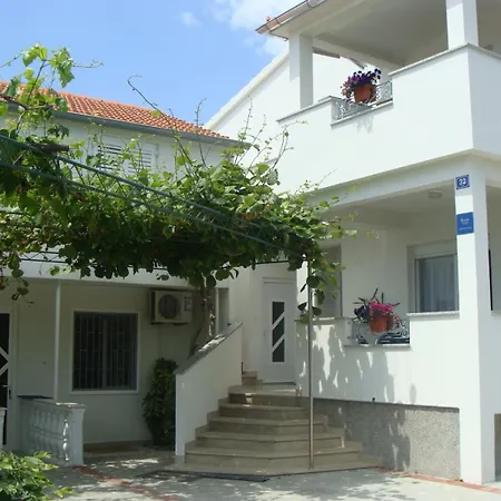 Daire House