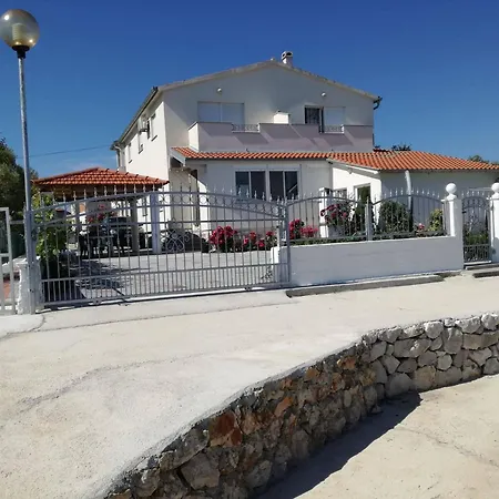 Apartmán House *