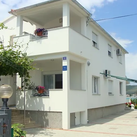 House * Sukošan